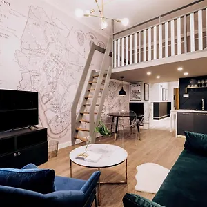 Native Paulinska 20 Apartment